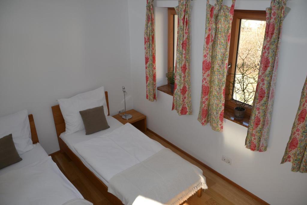 Wein + Bett Wiedeck Stetten Room photo
